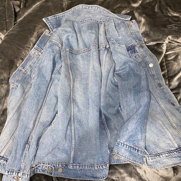 Jean jacket - Picture 3 of 5